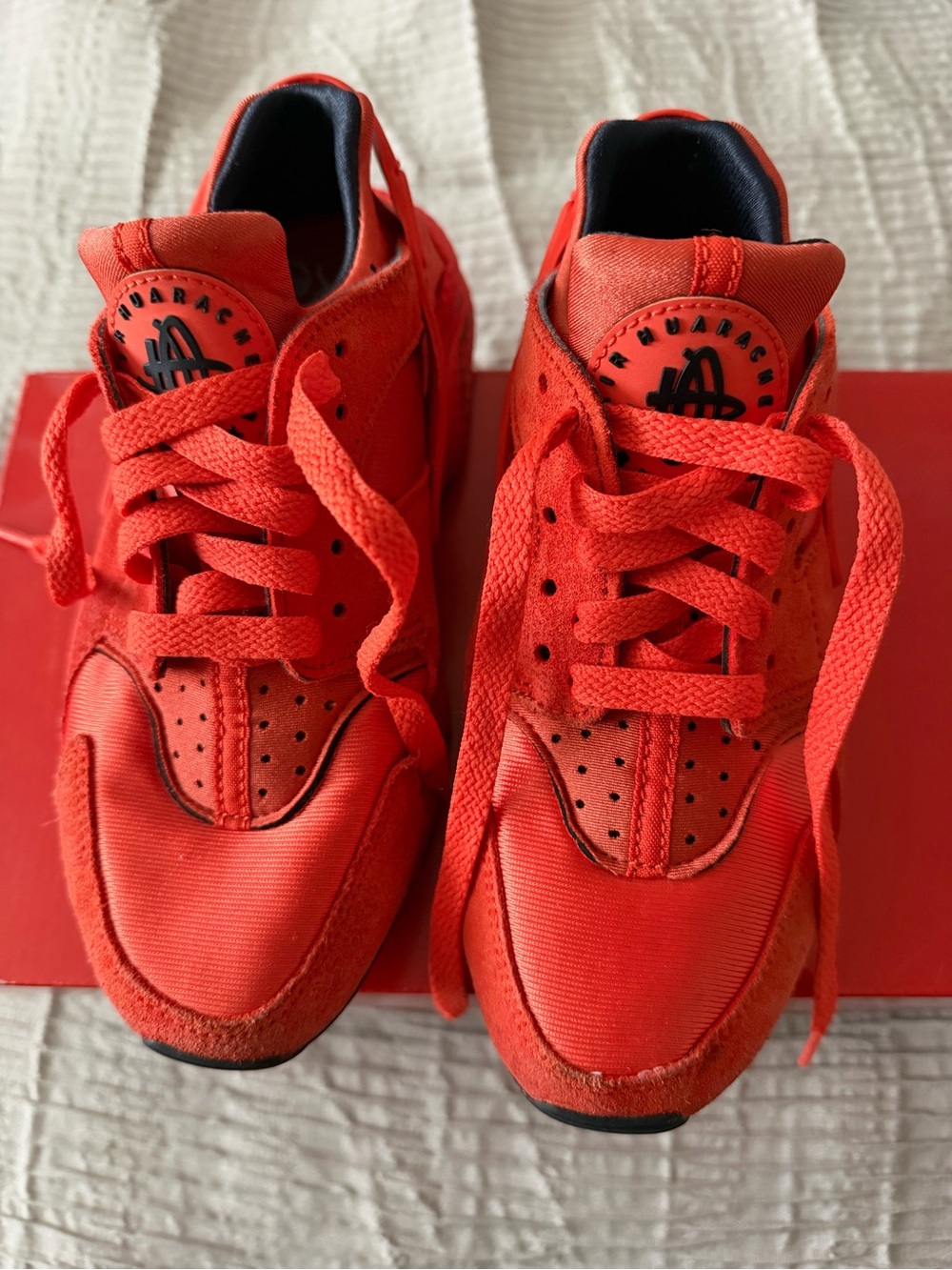 Nike Kids Red Low-Top Sneakers
